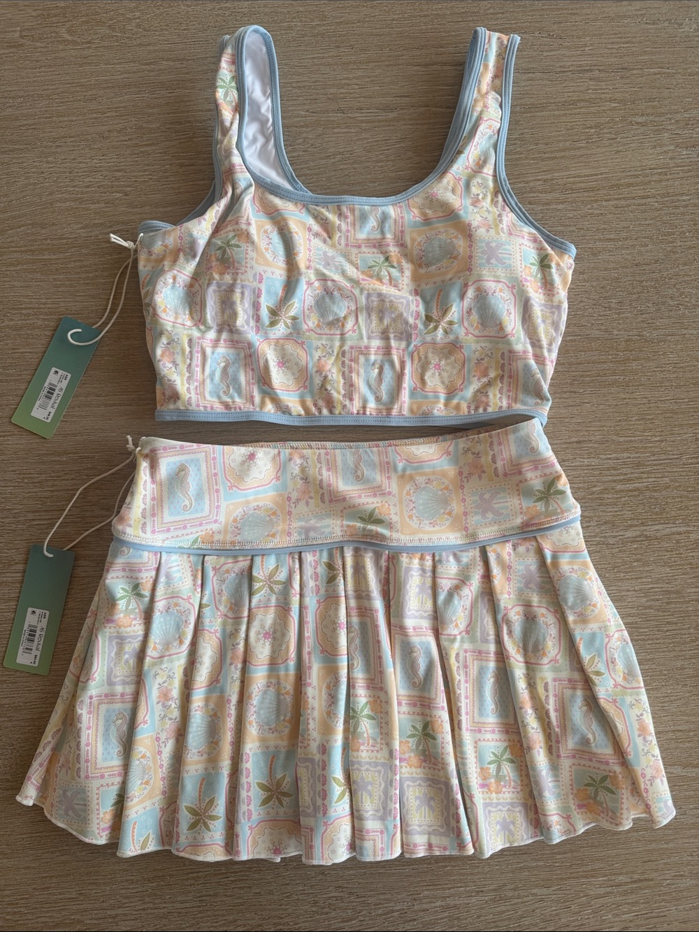 Women's Two-Piece Pastel Print Skirt Set - Sleeveless Crop Top & Pleated Skirt